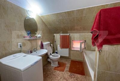 Casa cu 240  mp 8 camere cu teren 11 ari in Corunca - 7