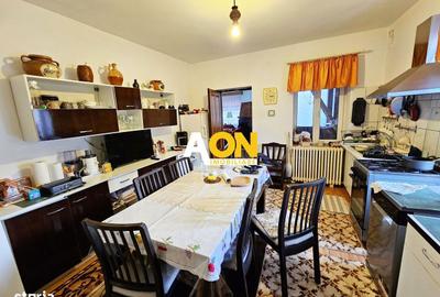 Casă cu 4 camere în Central - 10