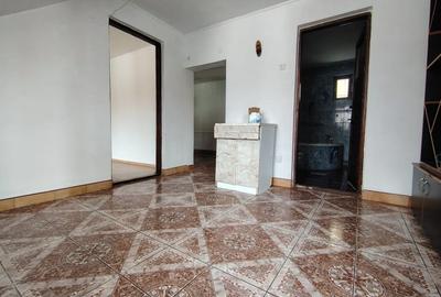 Casa edificata anul 2000 - 7
