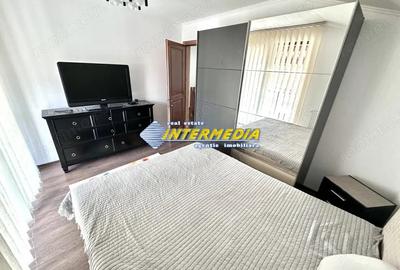 Casă cu 4 camere cu Teren 235 Mp în Central - 12