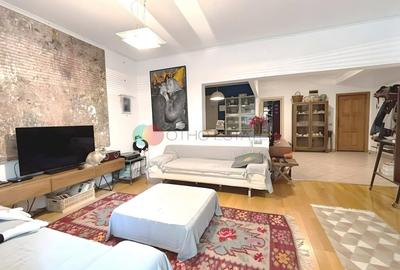 Apartament cu 3 camere semidecomandat, mobilat în Banu Manta