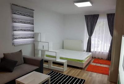 Garsoniera, 40 mp, bloc nou, centrala proprie, zona Aparatorii Patriei - 1