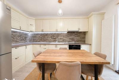 Apartament cu 3 camere în Central - 14