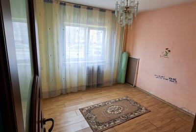 Apartament cu 3 camere decomandat în Dacia - 5