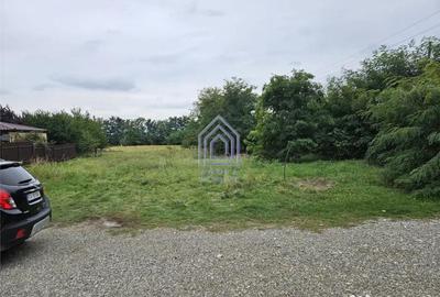 Teren de 723 mp, în Moara - 2