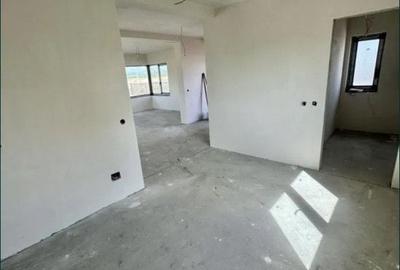 Casă cu 4 camere în Jucu - 2