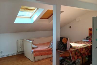 Vânzare vila  P+1E+ M – 4 dormitoare | 3 băi | living spațios | curte proprie - 9