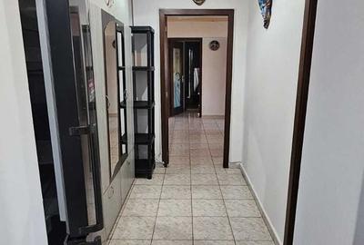 Apartament cu 3 camere semidecomandat, mobilat în Sebastian - 6