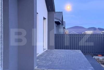 Casă cu 4 camere cu Teren 300 Mp în Sânpetru - 3