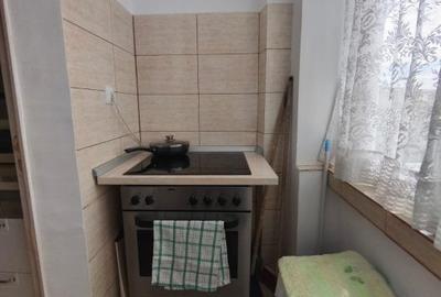 Apartament 2 camere, 49 mp, decomandat, Siret - 12