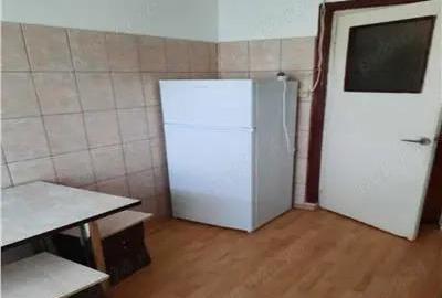 Inchiriere apartament 3 camere decomandat in zona 1 Decembrie (fostul Lenin), etaj 3 4, 80 mp - 4