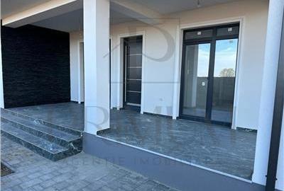 Casă individuală cu 4 camere cu Teren 748 Mp în Moșnița Nouă