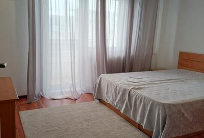 Apartament cu 3 camere decomandat în 13 Septembrie - 10