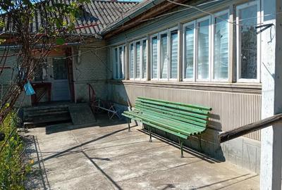 Casă cu Teren 3300 Mp în Central