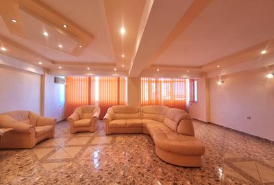 Apartament cu 3 camere decomandat în Narcisa - 3
