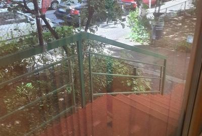 Spațiu comercial, de 35 mp, în Central - 1