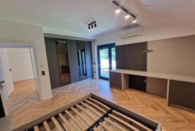 Casă cu 6 camere cu Teren 1400 Mp în Central - 18