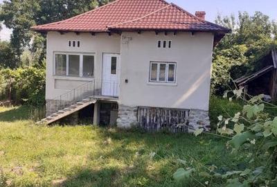 Casă cu 2 camere cu Teren 70 Mp în Central - 3