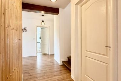 Casă individuală cu 7 camere cu Canalizare în Pantelimon - 35