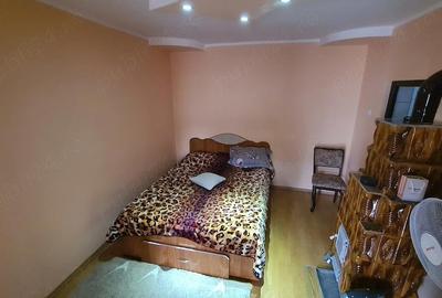 Casă cu Teren 1796 Mp în Central - 4