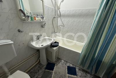 Apartament 2 camere etaj 3 complet mobilat si utilat Zona Plopului - 9