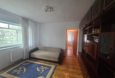 Inchiriez apartament 2 camere - 2