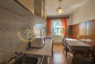 Apartament cu 3 camere decomandat în Central - 4