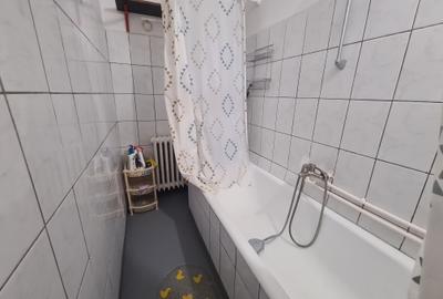 Garsonieră decomandată, mobilată în Văcăresti - 4