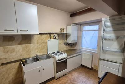 Apartament cu 3 camere decomandat în Micro 16 - 4