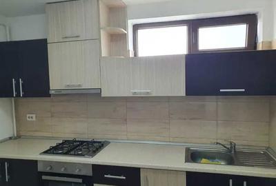 Garsonieră decomandată în Runcu - 3