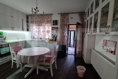 Casă cu 4 camere cu Teren 500 Mp în Central - 18