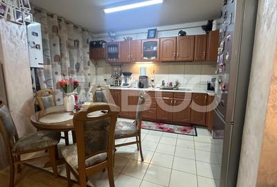 Apartament 2 camere balcon loc parcare 52mpu decomandat Selimbar Sibiu - 5