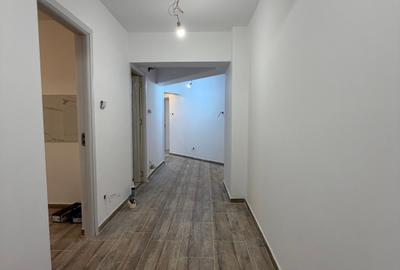 Apartament cu 3 camere decomandat în Boema - 16