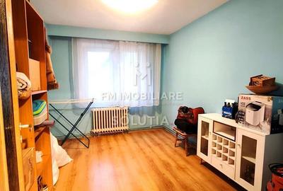 Apartament cu 5 camere decomandat în Traian - 2
