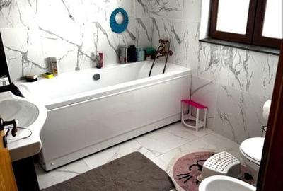 Casă cu 4 camere în Apahida