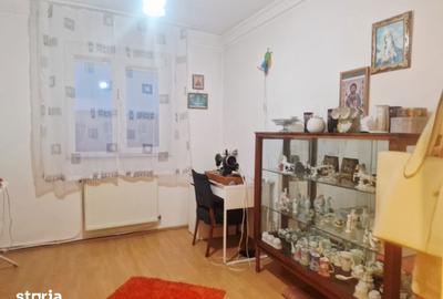 Apartament cu 3 camere decomandat în Vest - 10