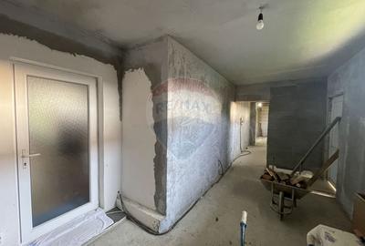 Casă cu 3 camere cu Teren 900 Mp în Roșioara - 16