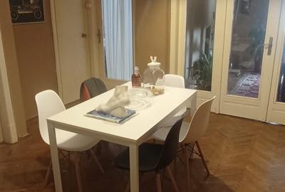 Apartament cu 3 camere decomandat în Centrul Istoric