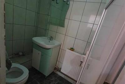 De inchiriat spatiu comercial 100 mp, zona centrala, str. Crinului - 3