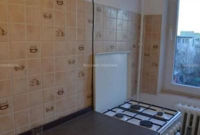 Garsonieră decomandată în Ștefan cel Mare - 1