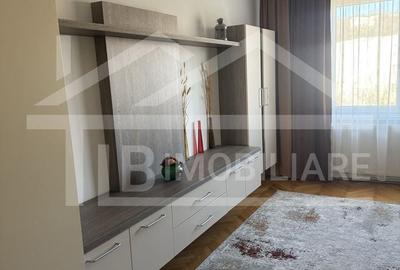 Apartament cu 3 camere decomandat în Tudor - 2