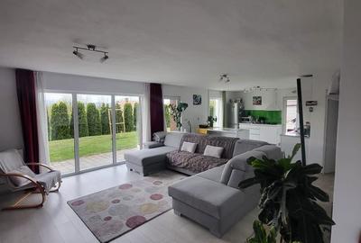 Casă cu 5 camere cu Teren 772 Mp în Ciugud - 4
