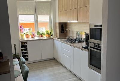 Apartament cu 3 camere decomandat în Central - 4