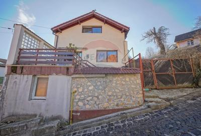 PODUL LUI GRID 13 | CASA 4 CAMERE CU DOUA BAI SI PRIVELISTE | SCHEI - 2