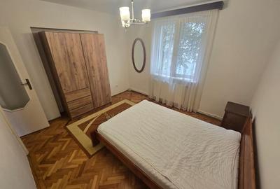 Apartament 3 camere,bloc izolat termic,70 mp, et 1 - 2