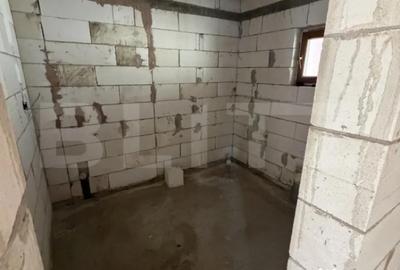 Casă cu 2 camere cu Teren 1600 Mp în Teaca - 6