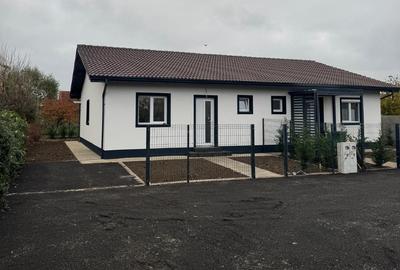 Duplex, Sanmiahaiu Roman, parter, 3 camere, 65mp utili, 250 mp teren - 2