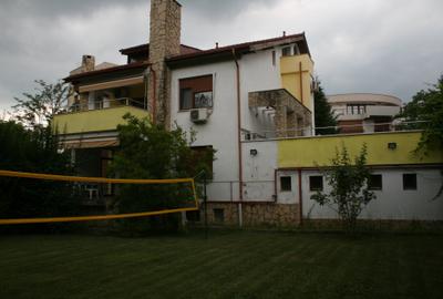 Inchiriere vila superba D+P+1+M gradina garaj piscina teren 2500mp Pipera padure - 7