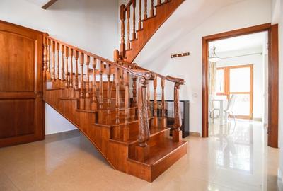 Casă individuală cu 4 camere cu Canalizare în Europa - 9