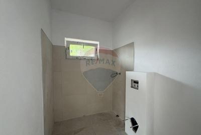 Casa / Vila cu 4 camere de vanzare in zona Vitrometan Casa / Vila cu 4 camere de vanzare in zona Vitrometan - 10